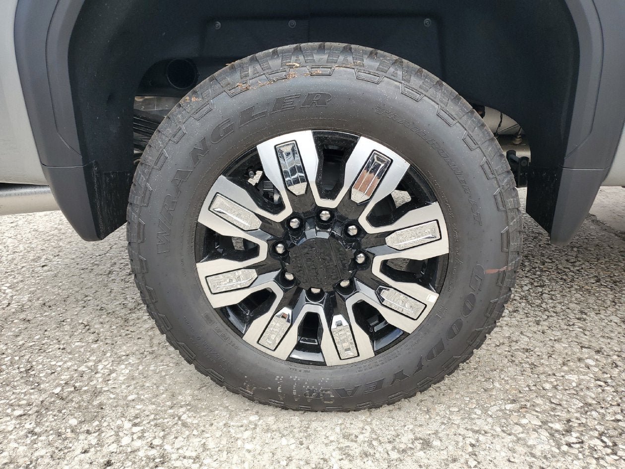New 2026 GMC Sierra 2500 Denali w/ Denali Reserve Package AWD/4WD image 6
