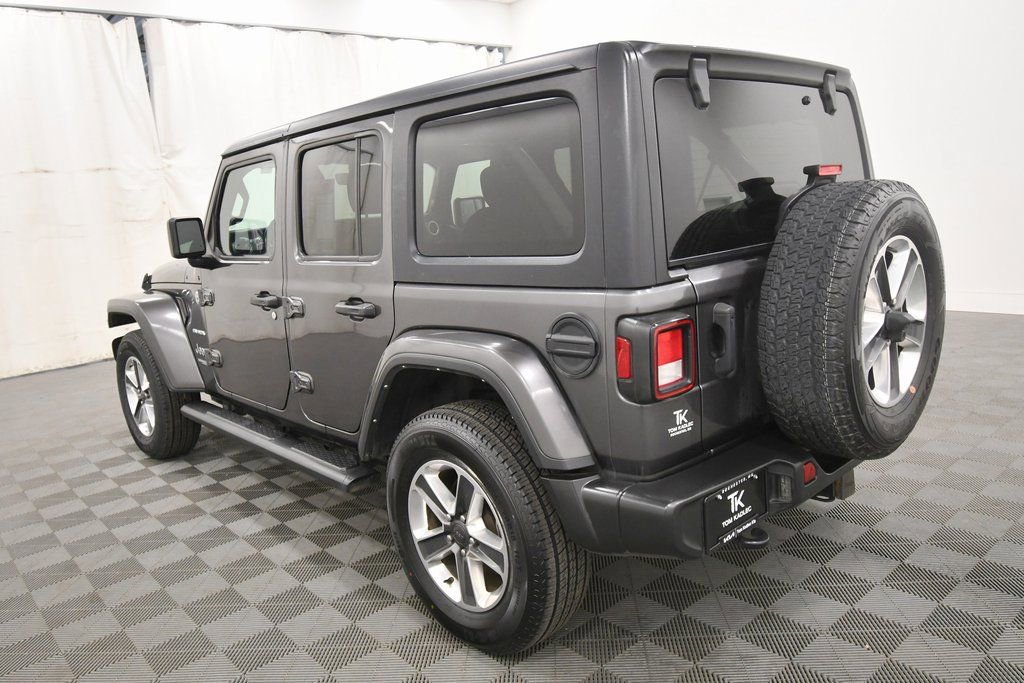 Used 2022 Jeep Wrangler Unlimited Sahara w/ Cold Weather Group image 5