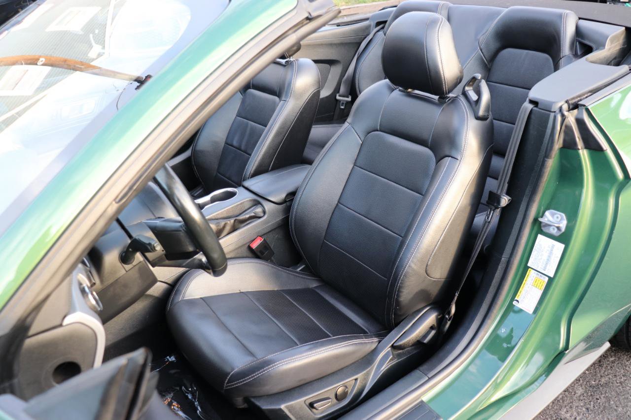 Used 2023 Ford Mustang Premium image 12