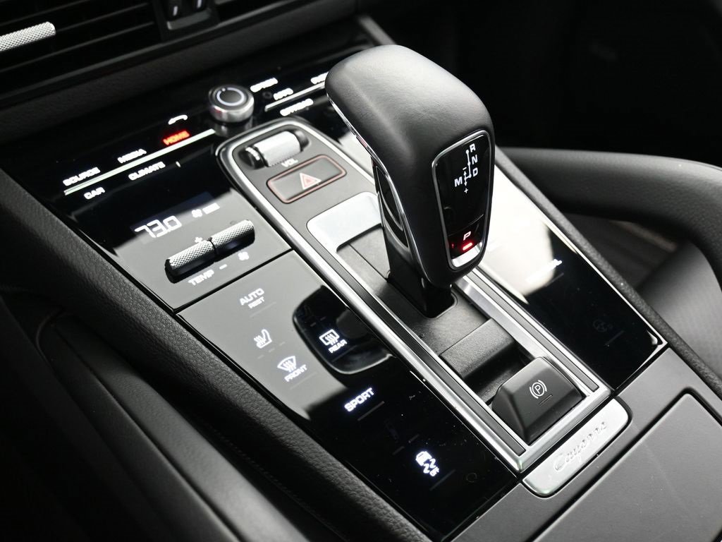 Certified 2023 Porsche Cayenne image 22