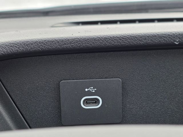 New 2026 Ford Transit 250 148 Medium Roof image 13