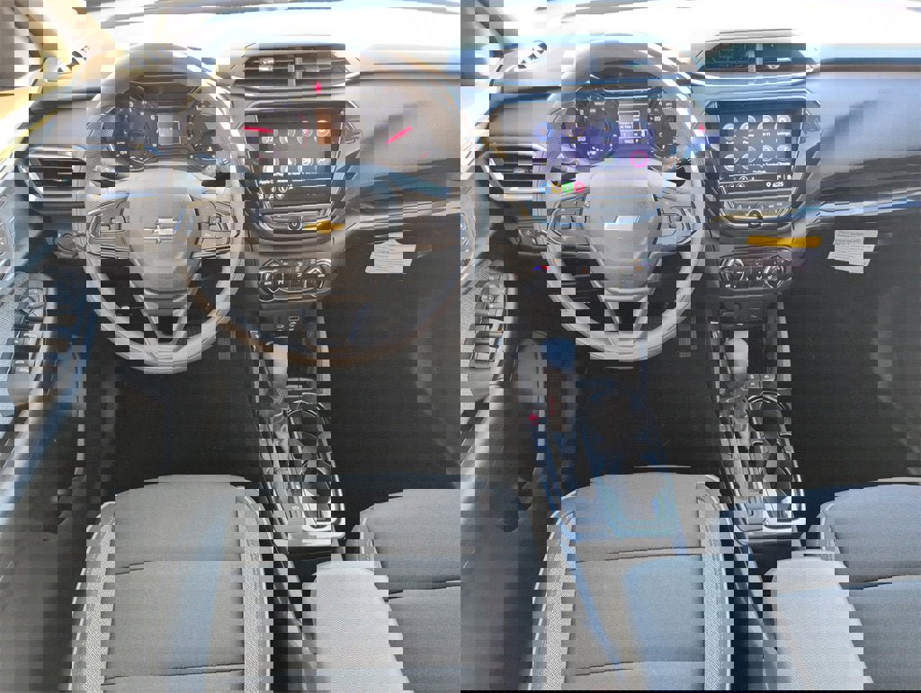 Certified 2022 Chevrolet TrailBlazer LT w/ Convenience Package image 24