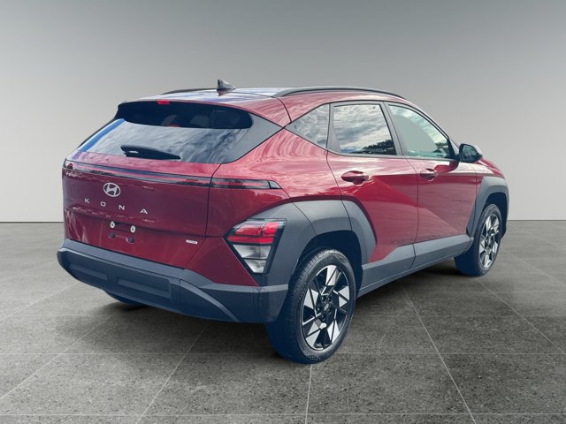 Certified 2024 Hyundai Kona SEL AWD/4WD image 5