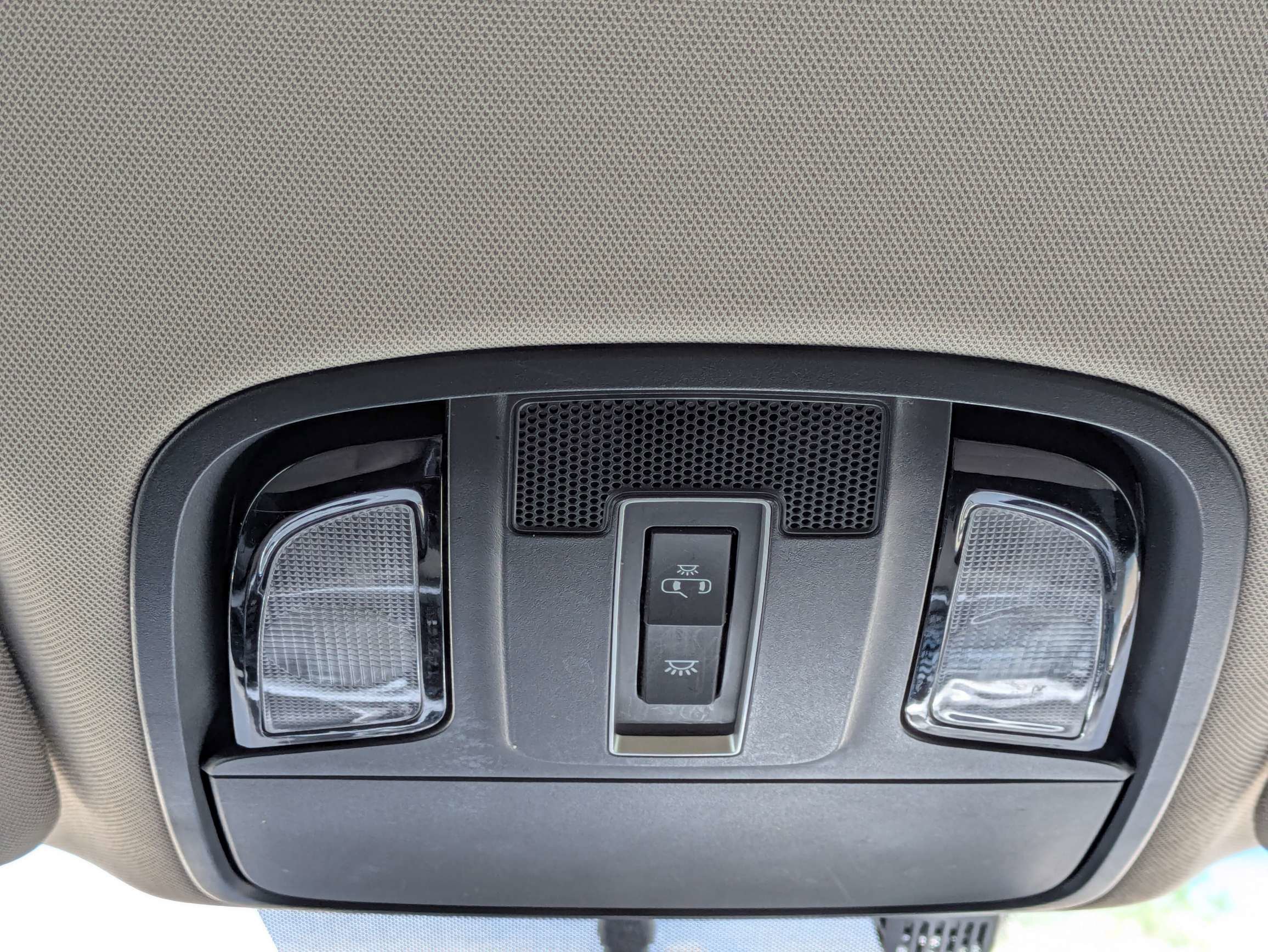Used 2017 Kia Sorento FWD w/ LX Convenience Package image 23