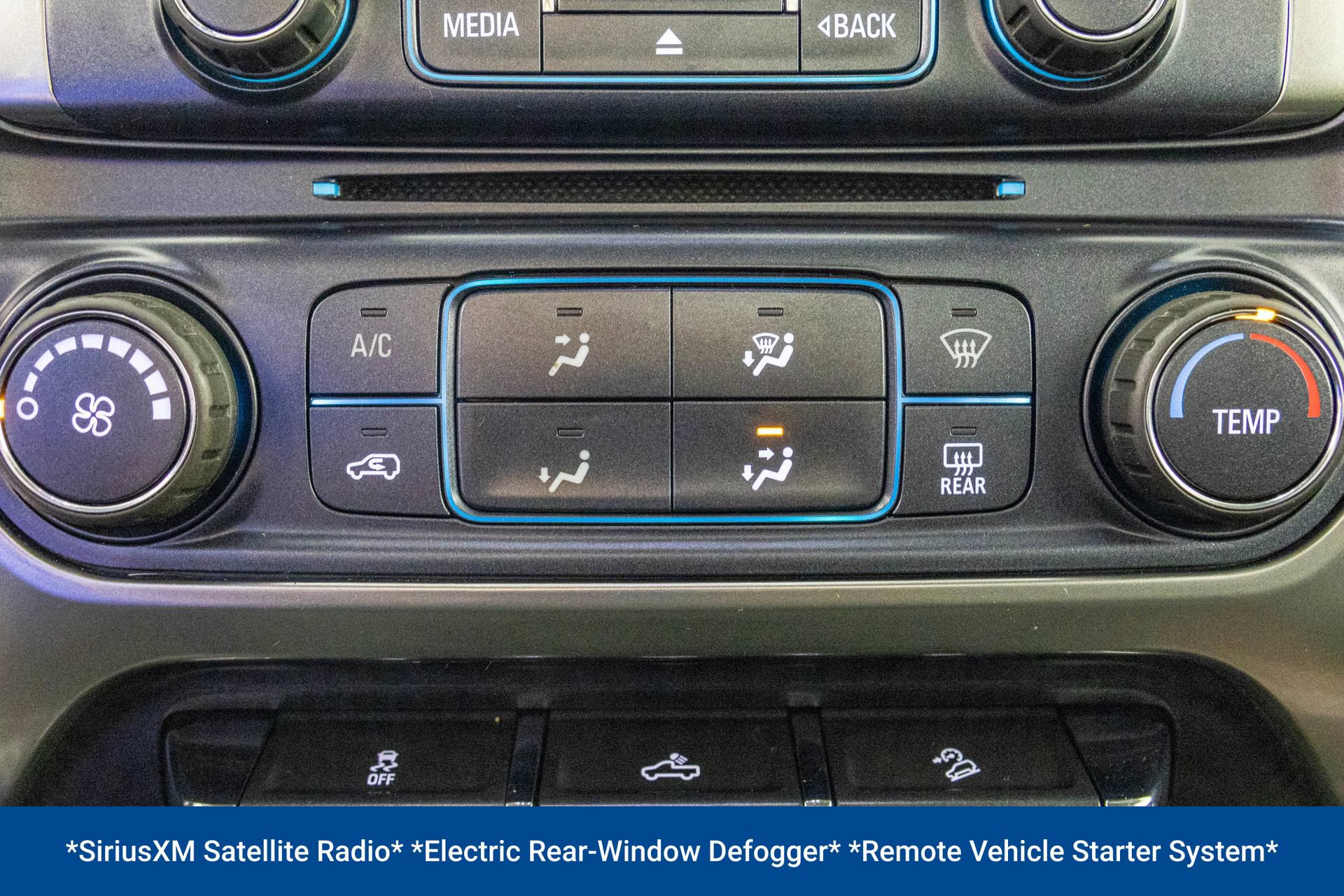 Used 2018 Chevrolet Silverado 1500 LT w/ LT Convenience Package image 8