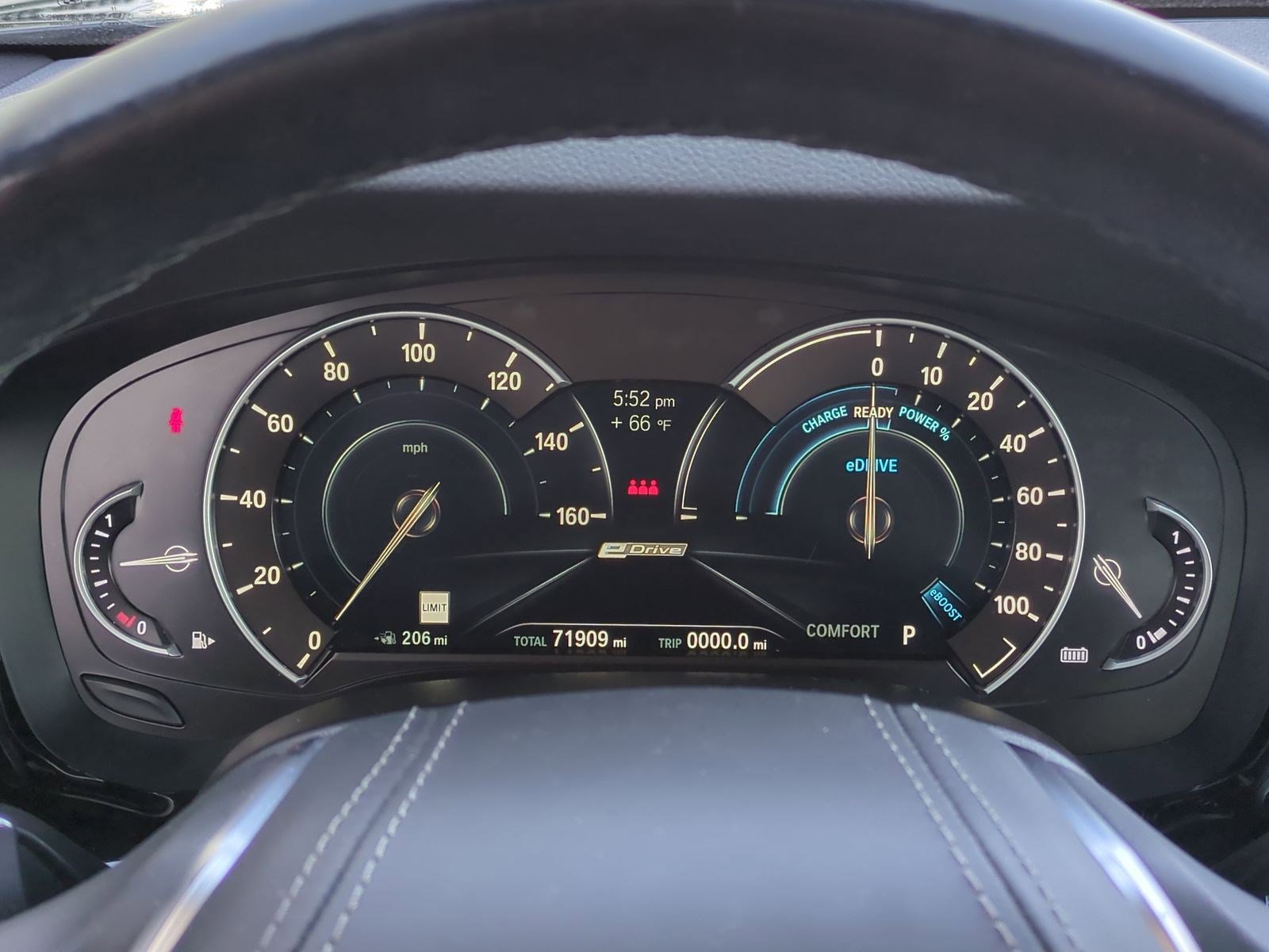 Used 2019 BMW 530e w/ Convenience Package image 21