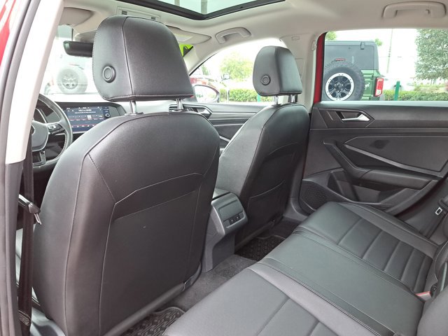 Used 2021 Volkswagen Jetta SEL FWD image 14