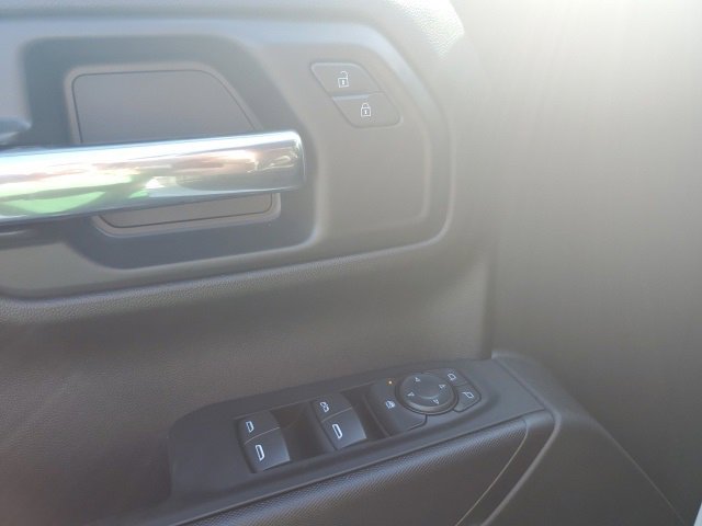 Used 2024 Chevrolet Silverado 1500 Custom w/ LPO, Dark Essentials Package image 21