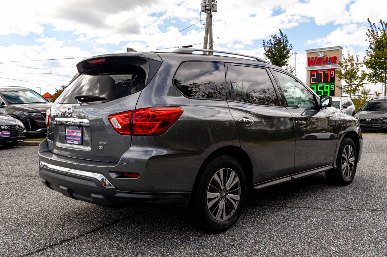 Used 2020 Nissan Pathfinder SL image 6