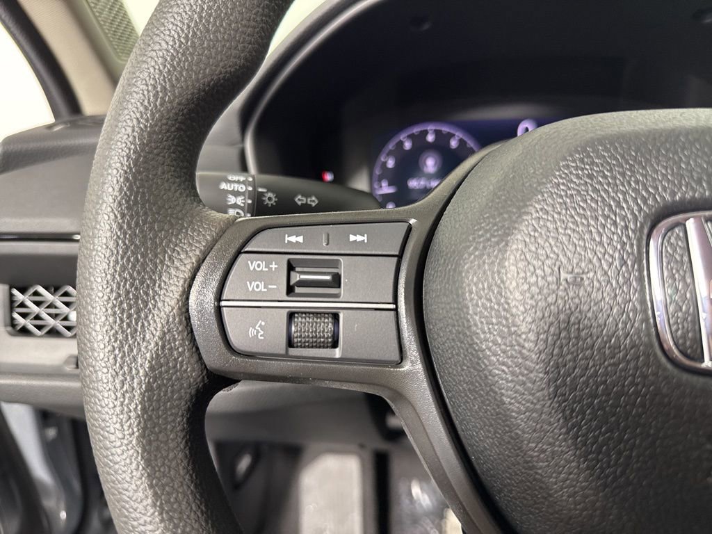 New 2025 Honda Accord SE image 32