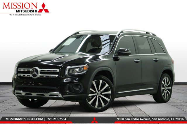 Used 2022 Mercedes-Benz GLB 250 w/ Premium Package image 1