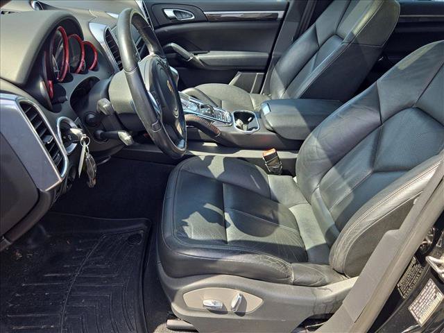 Used 2013 Porsche Cayenne AWD/4WD image 14