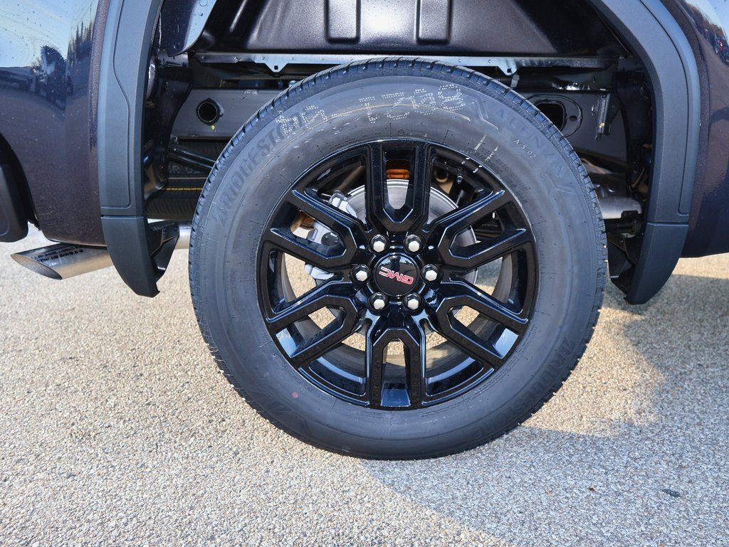New 2026 GMC Sierra 1500 Elevation image 29