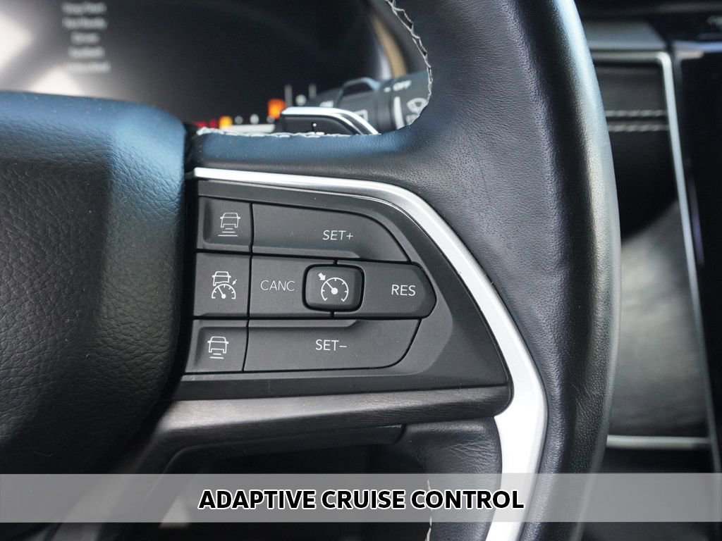 Used 2021 Jeep Grand Cherokee L Limited AWD/4WD image 5