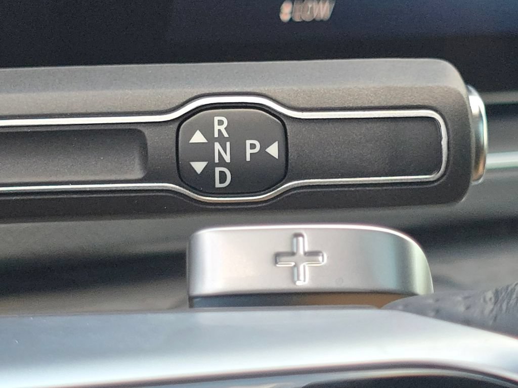 New 2026 Mercedes-Benz GLS 450 4MATIC image 38