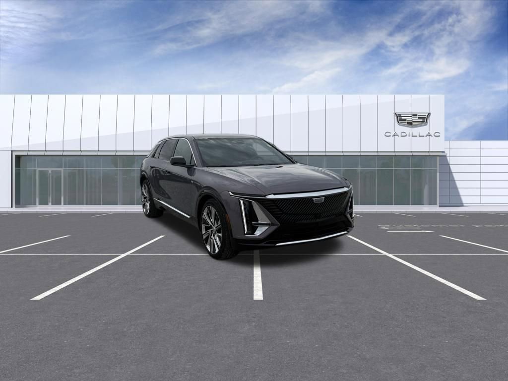 Certified 2025 Cadillac Lyriq Luxury w/ LPO, Floor Liner Package