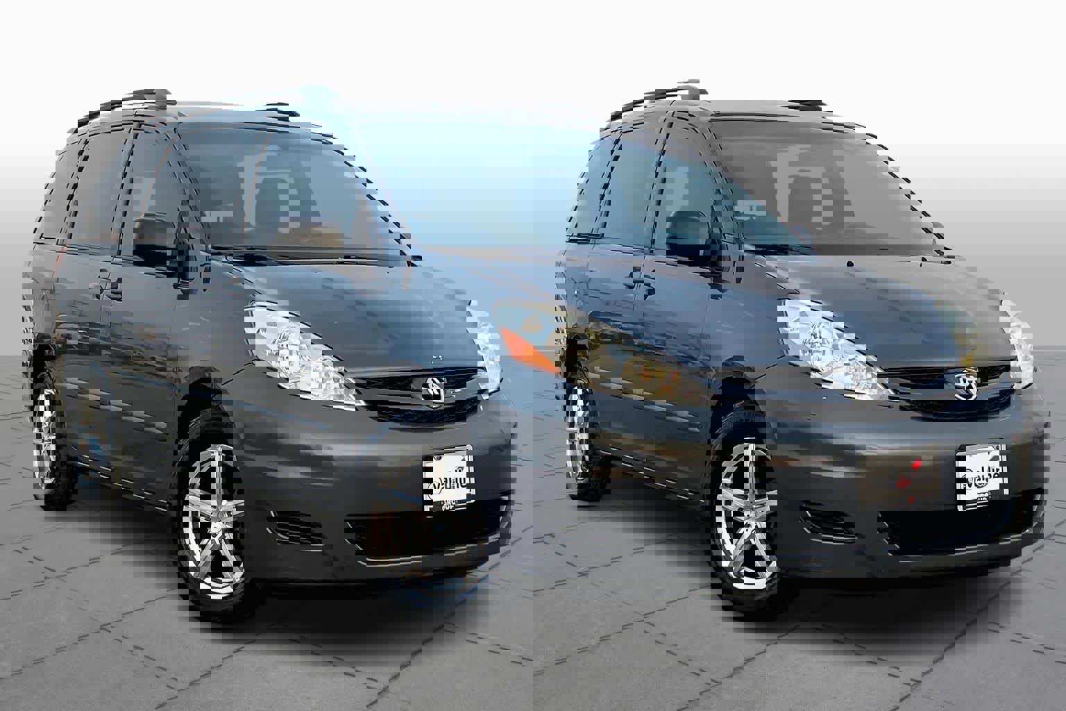 Used 2008 Toyota Sienna LE image 3