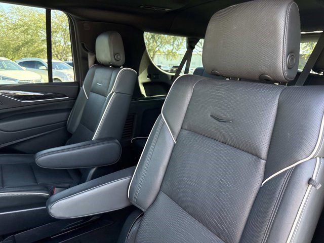 Certified 2023 Cadillac Escalade ESV Sport w/ LPO, ONYX Package image 7