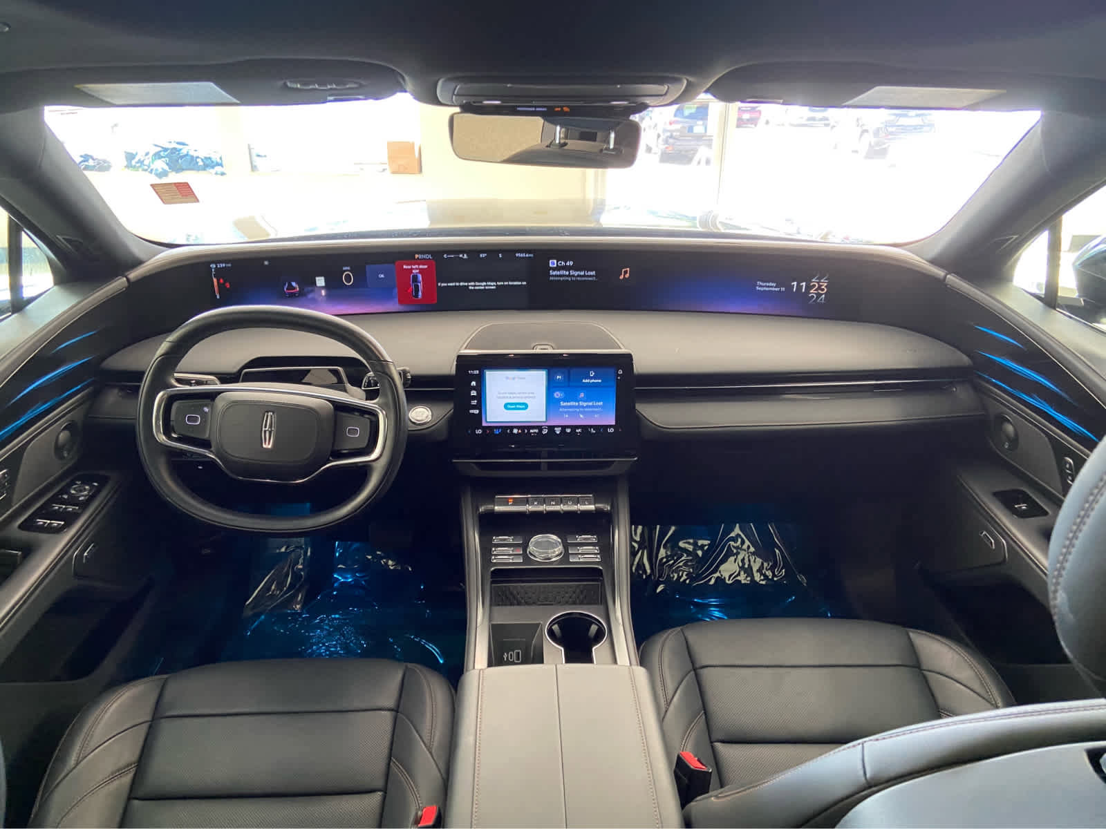 Used 2024 Lincoln Nautilus Premier w/ Equipment Group 102A image 20