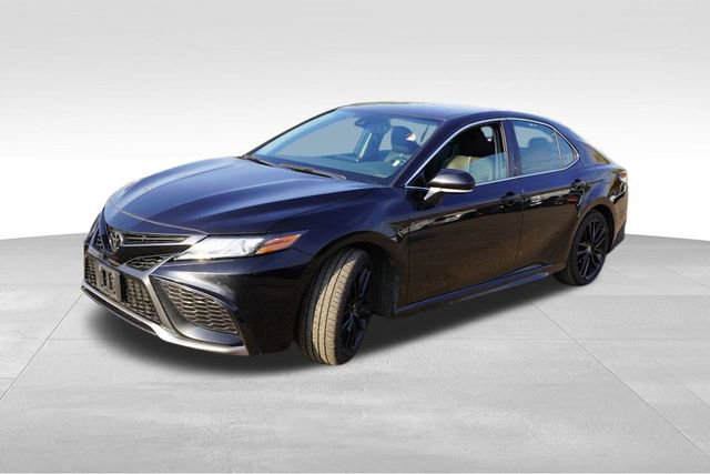 Used 2024 Toyota Camry XSE image 11