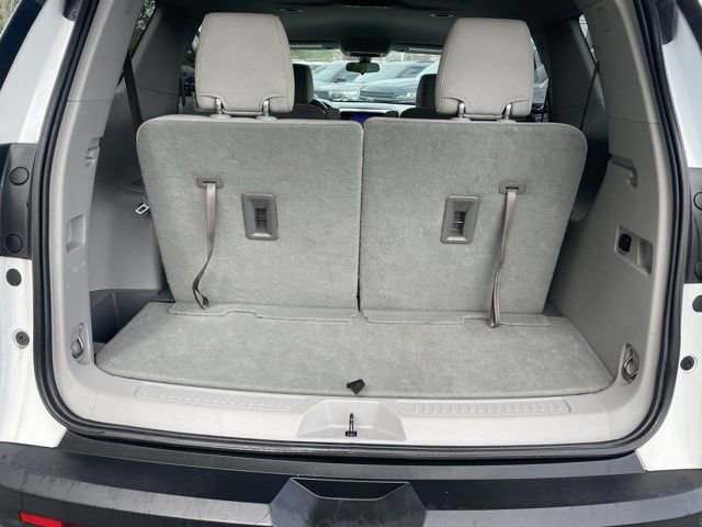 Used 2019 GMC Acadia SLE w/ Driver Alert Package I image 12