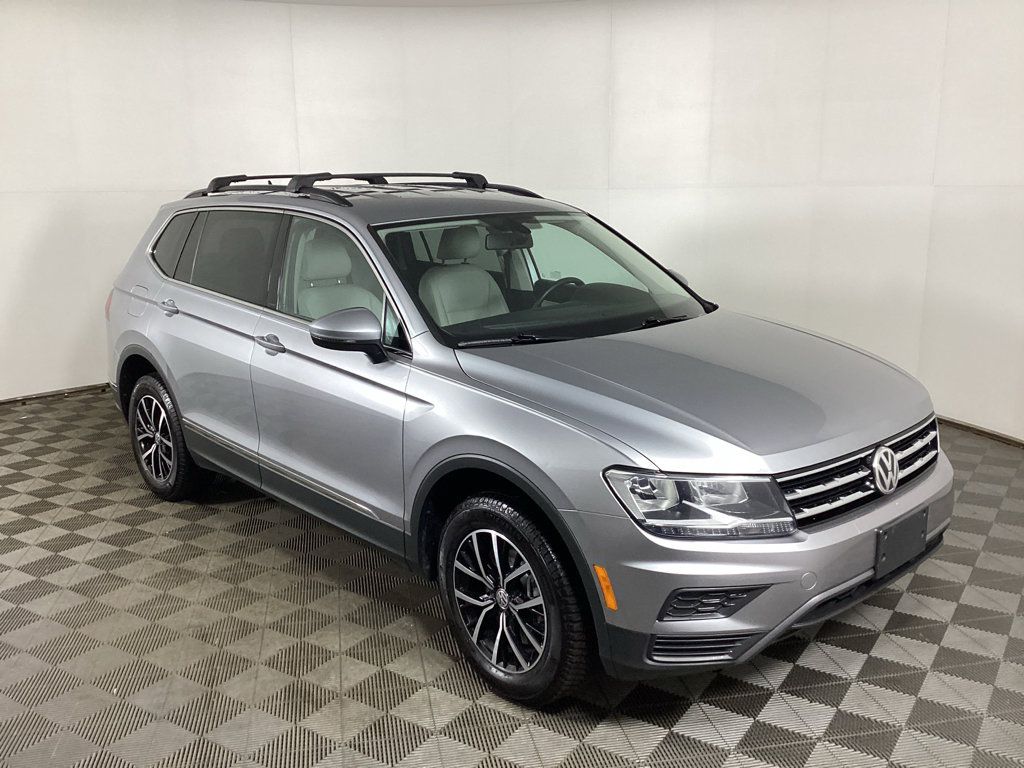 Used 2021 Volkswagen Tiguan SE R-Line AWD/4WD image 1