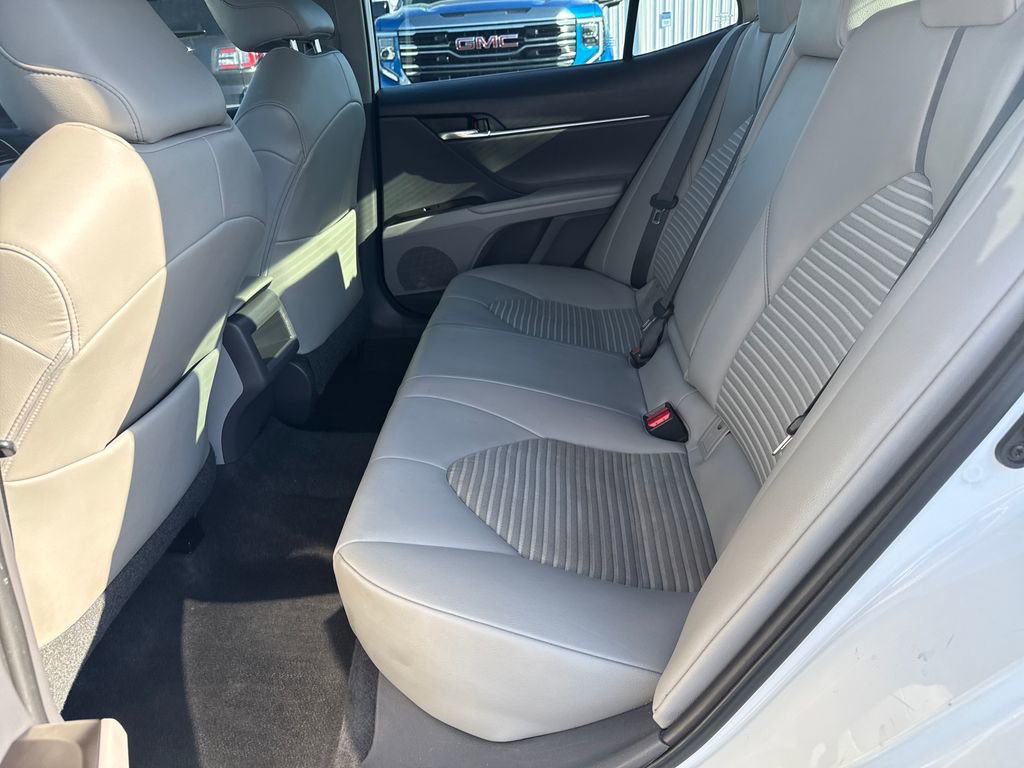 Used 2021 Toyota Camry SE FWD image 35