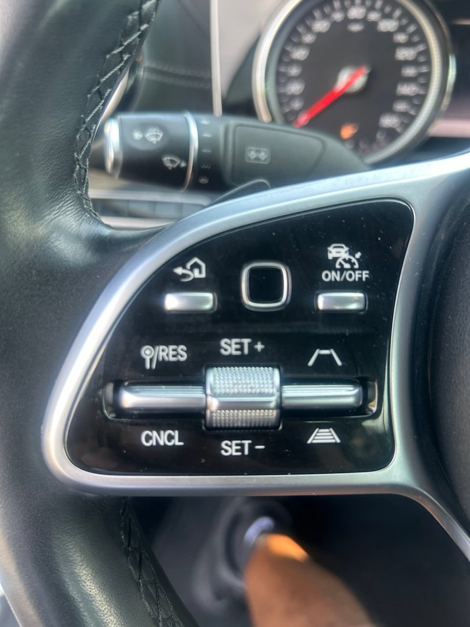 Used 2019 Mercedes-Benz E 450 4MATIC Coupe image 25
