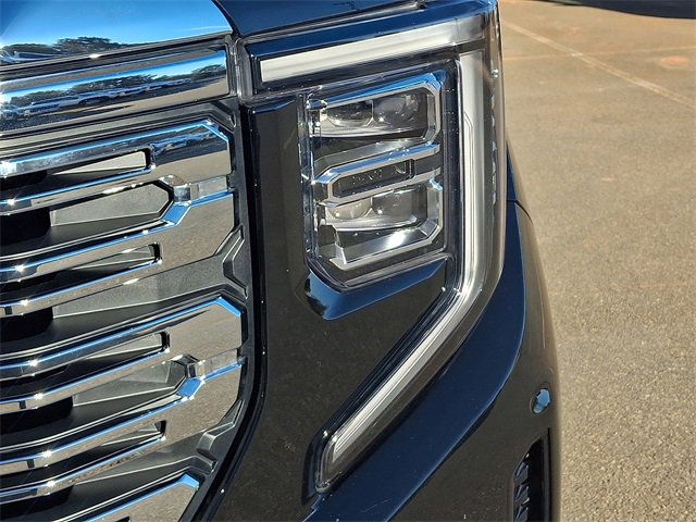 Used 2022 GMC Sierra 1500 Denali w/ Denali Reserve Package image 8