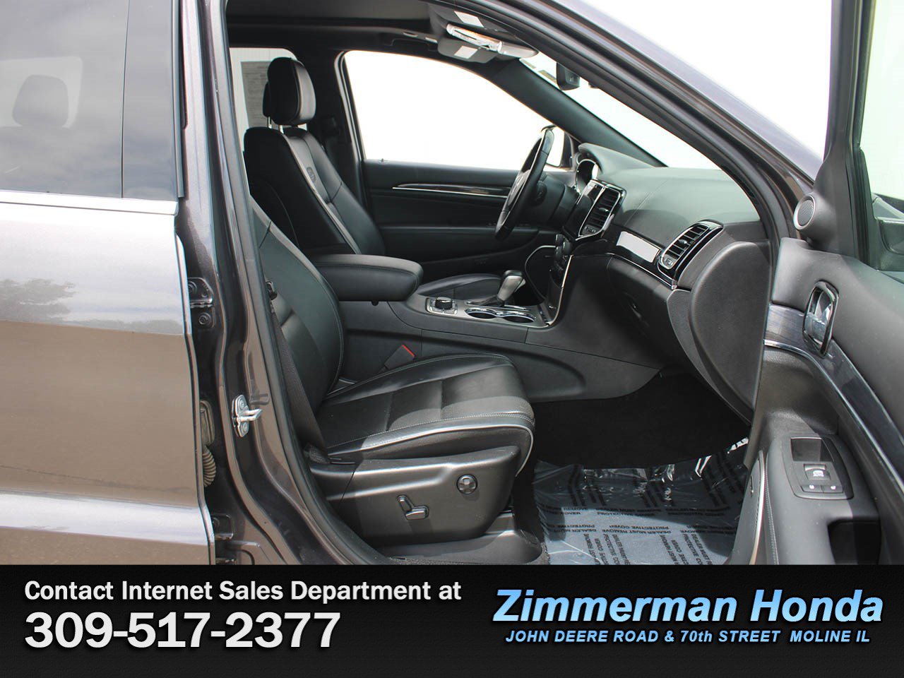 Used 2020 Jeep Grand Cherokee Overland AWD/4WD image 19
