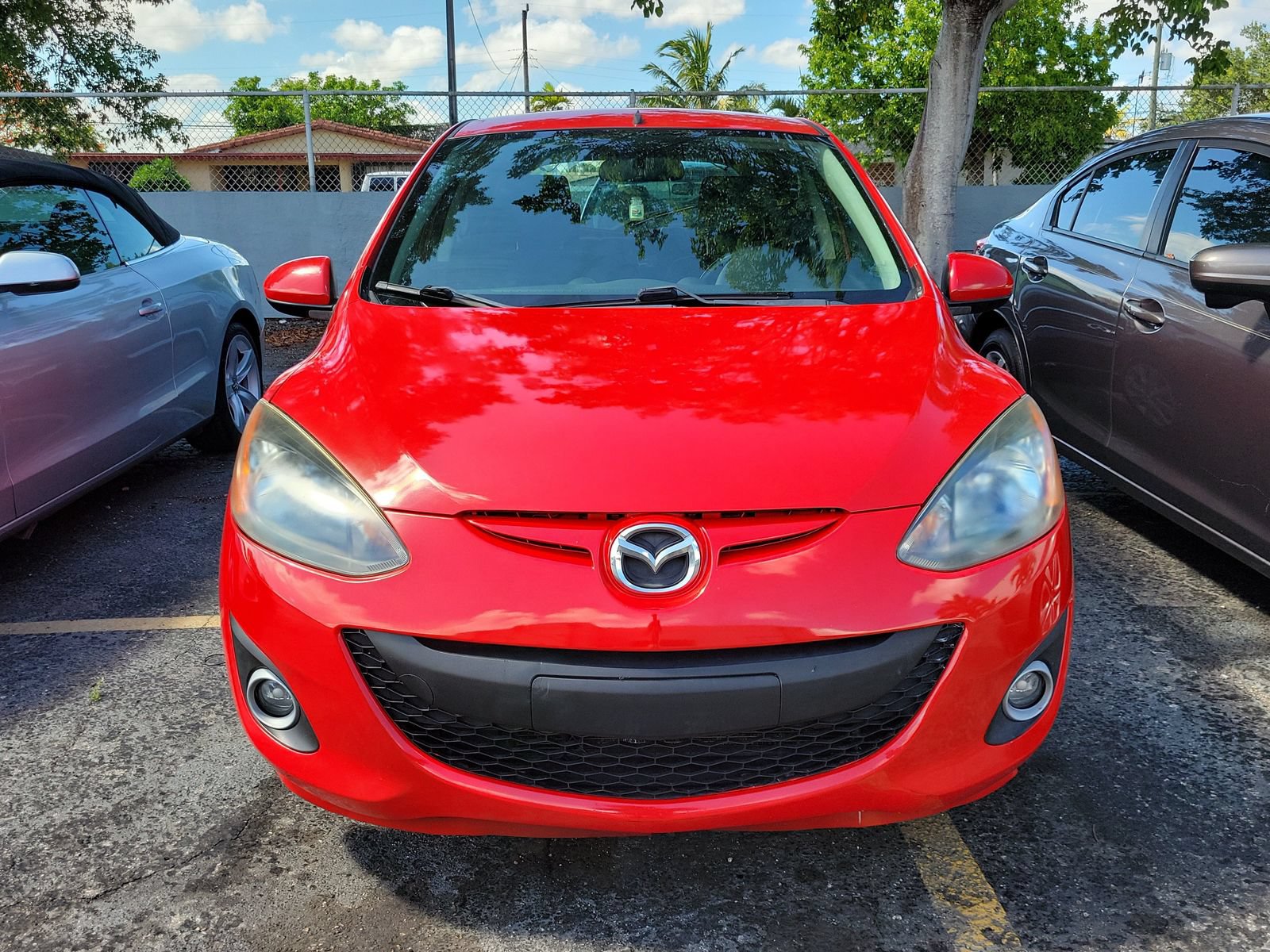 Used 2012 MAZDA MAZDA2 Touring FWD image 2