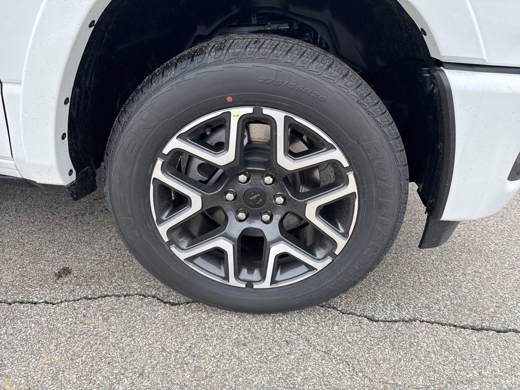 New 2026 RAM 1500 Laramie AWD/4WD image 9