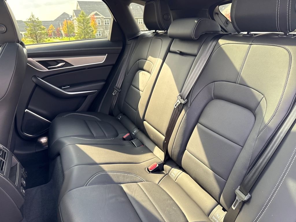 Used 2026 Jaguar F-PACE R-Dynamic S AWD/4WD image 15