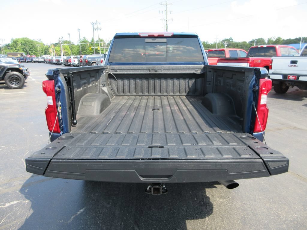 Certified 2022 Chevrolet Silverado 2500 LTZ w/ LTZ Plus Package AWD/4WD image 7