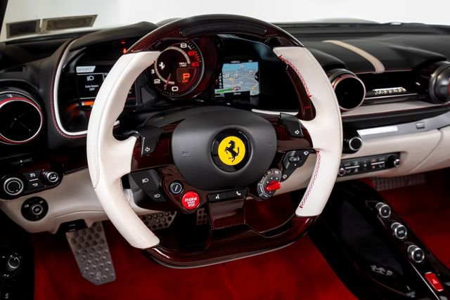 Used 2021 Ferrari 812 GTS RWD image 31