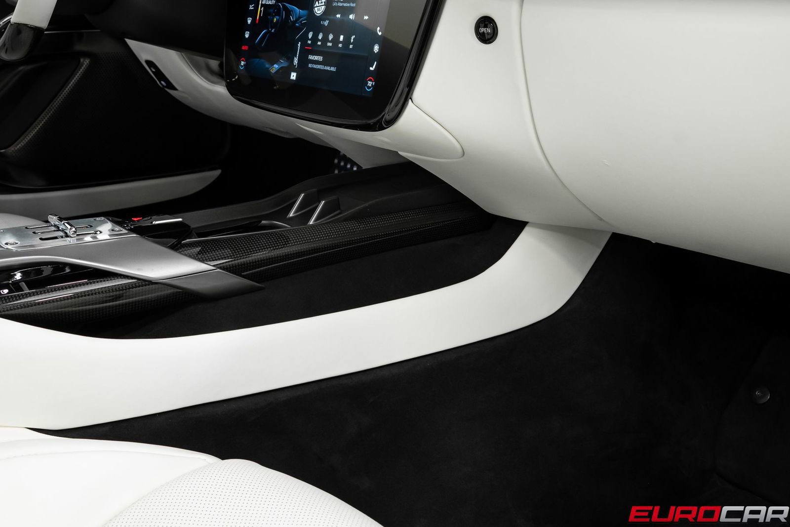 Used 2025 Ferrari 12Cilindri RWD image 41