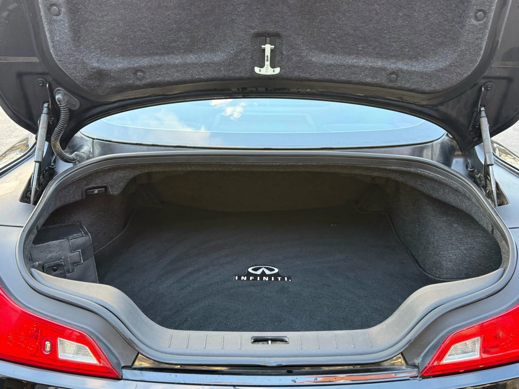 Used 2012 INFINITI G37 x Coupe w/ Premium Pkg image 42