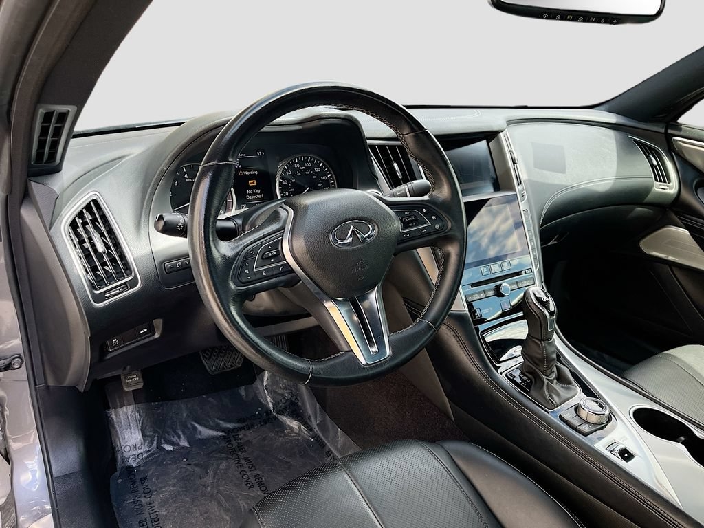 Used 2021 INFINITI Q60 3.0t Luxe w/ Essential Package AWD/4WD image 9