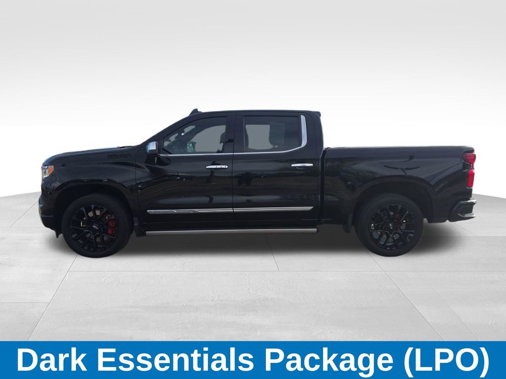 Used 2023 Chevrolet Silverado 1500 High Country w/ High Country Premium Package image 3