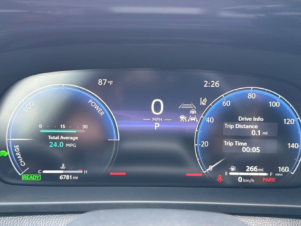 Used 2026 Toyota Crown Platinum AWD/4WD image 25