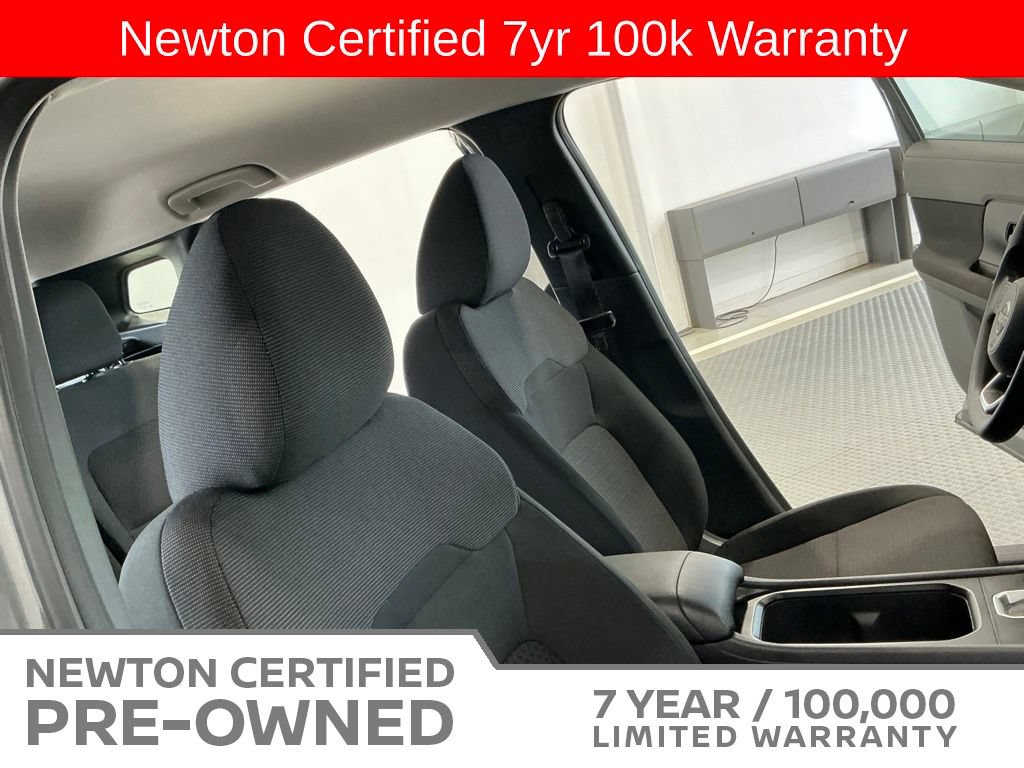 Used 2025 Nissan Kicks S FWD image 12
