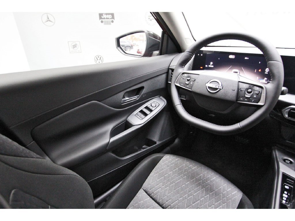 New 2026 Nissan Sentra SV w/ SV Convenience Package FWD image 6