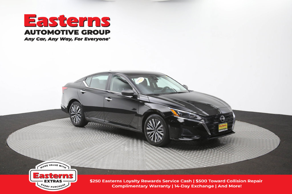 Used 2024 Nissan Altima 2.5 SV FWD image 51