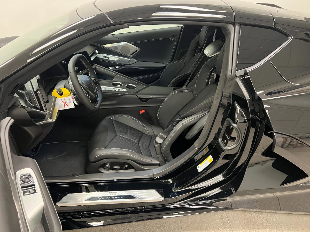 New 2026 Chevrolet Corvette Stingray Premium Cpe w/ Z51 Performance Package image 29