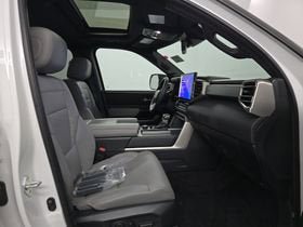 Used 2025 Toyota Sequoia Limited AWD/4WD image 7