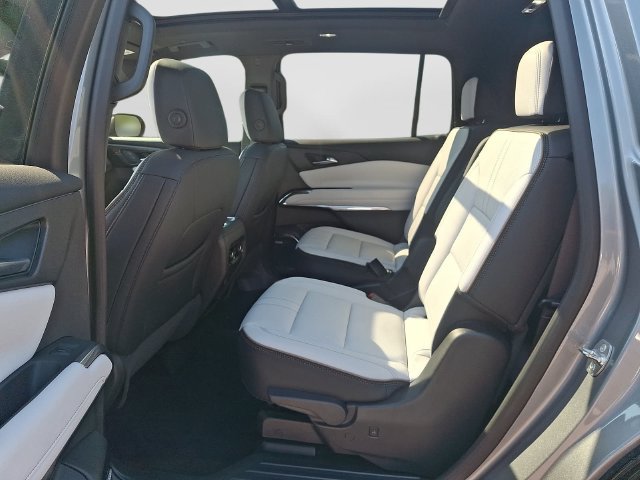 Used 2025 Chevrolet Traverse High Country w/ LPO, Floor Liner Package FWD image 12