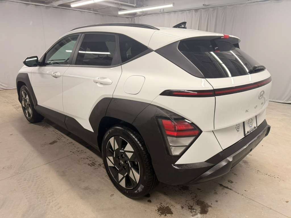 Used 2024 Hyundai Kona SEL FWD image 7