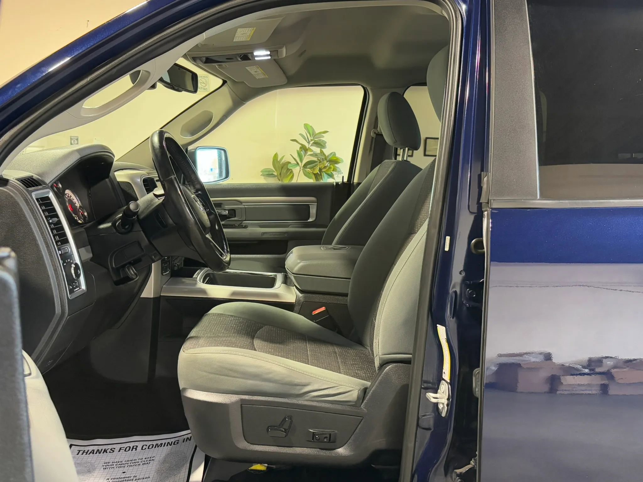 Used 2018 RAM 1500 Big Horn AWD/4WD image 12
