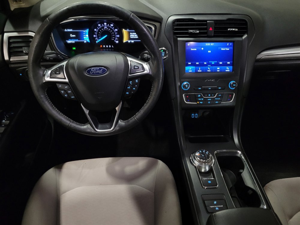 Used 2020 Ford Fusion SE w/ Equipment Group 151A FWD image 22