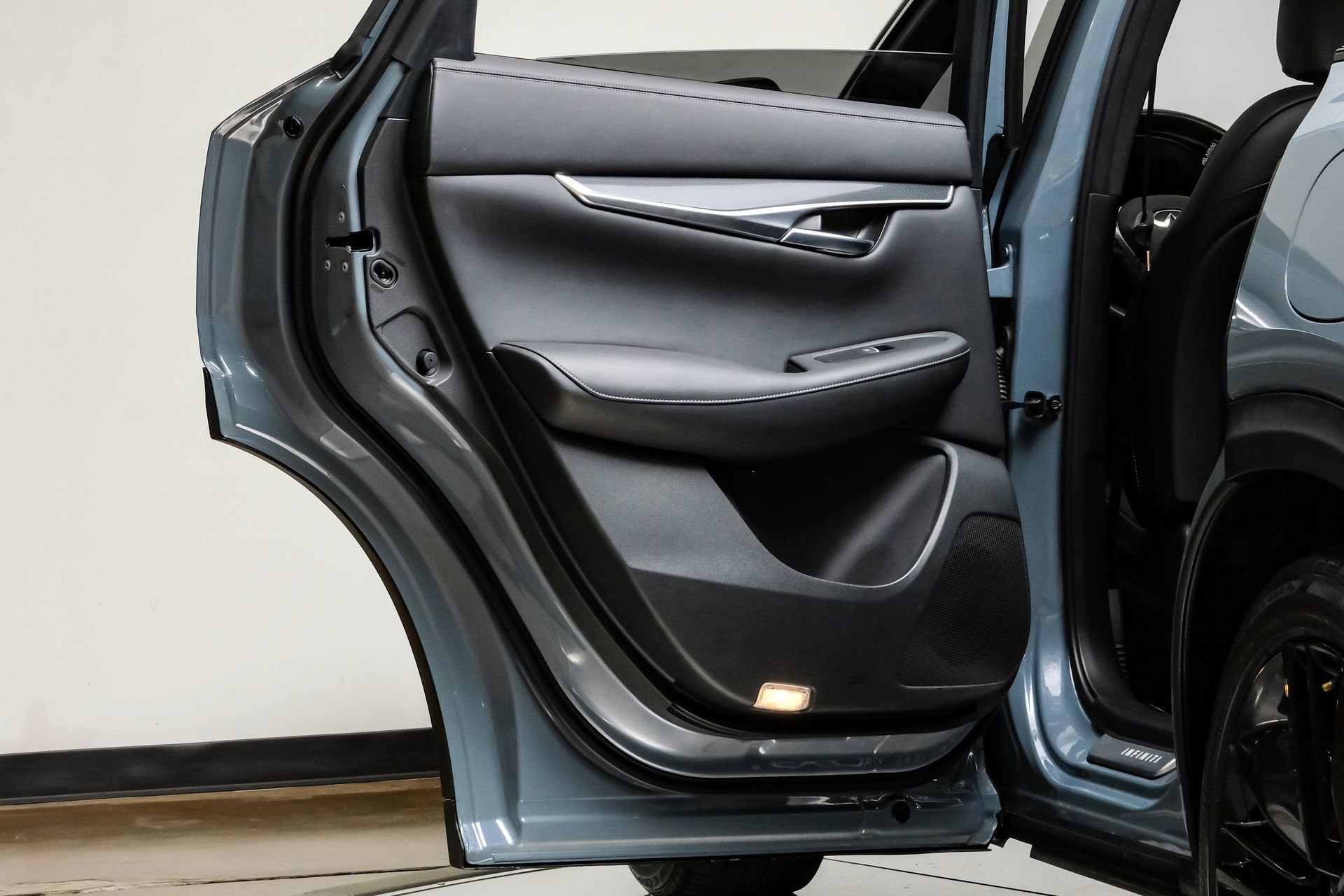 Used 2023 INFINITI QX50 Sport image 49